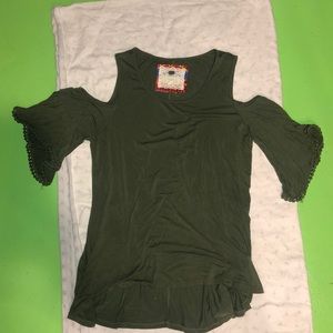 Green Cold Shoulder tank top